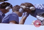 Image Mécaniciens d'aéronefs F-14 San Diego California USA, 1974, de la seconde 50 séquences d'archives historiques vidéo 65675080442