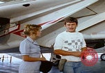 Image Technicien radar de chasse F-14 San Diego California USA, 1974, de la seconde 6 séquences d'archives historiques vidéo 65675080443