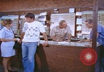 Image Technicien radar de chasse F-14 San Diego California USA, 1974, de la seconde 55 séquences d'archives historiques vidéo 65675080443
