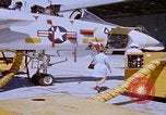 Image Équipage de l'escadron NAS Miramar San Diego California USA, 1974, de la seconde 35 séquences d'archives historiques vidéo 65675080445