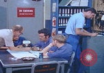 Immagine di Ufficiali dello squadrone della Marina DEGLI STATI UNITI San Diego California USA, 1974, secondo 4 filmato di repertorio 65675080447