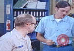 Immagine di Ufficiali dello squadrone della Marina DEGLI STATI UNITI San Diego California USA, 1974, secondo 15 filmato di repertorio 65675080447
