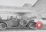 Standbild Gotha GO-242 Abschleppen mit einem Lkw Deutschland, 1941, aus Sekunde 4 historischem Filmmaterial Videoclip 65675080500