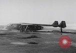 Standbild Gotha GO-242 Abschleppen mit einem Lkw Deutschland, 1941, aus Sekunde 13 historischem Filmmaterial Videoclip 65675080500