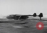 Standbild Gotha GO-242 Abschleppen mit einem Lkw Deutschland, 1941, aus Sekunde 14 historischem Filmmaterial Videoclip 65675080500
