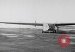 Standbild Gotha GO-242 Abschleppen mit einem Lkw Deutschland, 1941, aus Sekunde 18 historischem Filmmaterial Videoclip 65675080500