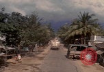 Image Route du village du Vietnam Vietnam, 1967, de la seconde 37 séquences d'archives historiques vidéo 65675080534