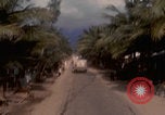 Image Route du village du Vietnam Vietnam, 1967, de la seconde 42 séquences d'archives historiques vidéo 65675080534