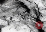 Immagine di Vittime del massacro di Katyn Unione Sovietica, 1943, secondo 22 filmato di repertorio 65675080537