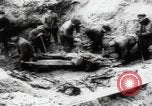 Immagine di Vittime del massacro di Katyn Unione Sovietica, 1943, secondo 39 filmato di repertorio 65675080537