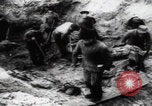 Immagine di Vittime del massacro di Katyn Unione Sovietica, 1943, secondo 48 filmato di repertorio 65675080537