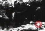 Immagine di Katyn massacro vittime autopsia Unione Sovietica, 1943, secondo 39 filmato di repertorio 65675080538