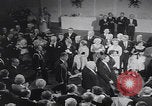 Standbild Präsident Kennedy Wiesbaden Funktion Wiesbaden Deutschland, 1963, aus Sekunde 12 historischem Filmmaterial Videoclip 65675080552