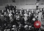 Standbild Präsident Kennedy Wiesbaden Funktion Wiesbaden Deutschland, 1963, aus Sekunde 14 historischem Filmmaterial Videoclip 65675080552