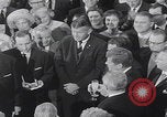Standbild Präsident Kennedy Wiesbaden Funktion Wiesbaden Deutschland, 1963, aus Sekunde 38 historischem Filmmaterial Videoclip 65675080552