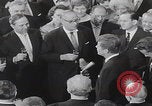 Standbild Präsident Kennedy Wiesbaden Funktion Wiesbaden Deutschland, 1963, aus Sekunde 49 historischem Filmmaterial Videoclip 65675080552