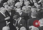 Standbild Präsident Kennedy Wiesbaden Funktion Wiesbaden Deutschland, 1963, aus Sekunde 55 historischem Filmmaterial Videoclip 65675080552