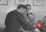 Standbild Präsident Kennedy besucht Hanau Fliegerhorst Kaserne Post Hanau Deutschland, 1963, aus Sekunde 21 historischem Filmmaterial Videoclip 65675080553