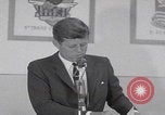 Standbild Präsident Kennedy besucht Hanau Fliegerhorst Kaserne Post Hanau Deutschland, 1963, aus Sekunde 42 historischem Filmmaterial Videoclip 65675080553