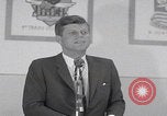Standbild Präsident Kennedy besucht Hanau Fliegerhorst Kaserne Post Hanau Deutschland, 1963, aus Sekunde 44 historischem Filmmaterial Videoclip 65675080553