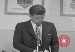 Standbild Präsident Kennedy besucht Hanau Fliegerhorst Kaserne Post Hanau Deutschland, 1963, aus Sekunde 48 historischem Filmmaterial Videoclip 65675080553