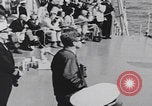 Standbild Präsident Kennedy Polaris Raketentest Cape Canaveral Florida USA, 1963, aus Sekunde 39 historischem Filmmaterial Videoclip 65675080558