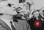 Standbild Präsident Kennedy Polaris Raketentest Cape Canaveral Florida USA, 1963, aus Sekunde 58 historischem Filmmaterial Videoclip 65675080558