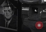 Immagine di Dedica commemorativa al Presidente Kennedy Yokota AFB Fussa Japan, 1963, secondo 19 filmato di repertorio 65675080564