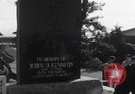 Immagine di Dedica commemorativa al Presidente Kennedy Yokota AFB Fussa Japan, 1963, secondo 49 filmato di repertorio 65675080564