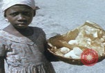 Immagine di USMC operazioni di soccorso Haiti Haiti, 1966, secondo 57 filmato di repertorio 65675080569