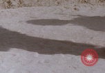 Immagine di 5th Marine Div distribuisce il Vietnam Vietnam, 1966, secondo 16 filmato di repertorio 65675080571