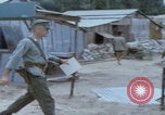 Immagine di Artista John T Dyer Vietnam, 1966, secondo 16 filmato di repertorio 65675080572