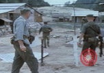 Immagine di Artista John T Dyer Vietnam, 1966, secondo 17 filmato di repertorio 65675080572