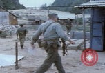 Immagine di Artista John T Dyer Vietnam, 1966, secondo 18 filmato di repertorio 65675080572