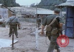 Immagine di Artista John T Dyer Vietnam, 1966, secondo 24 filmato di repertorio 65675080572