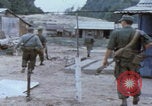 Immagine di Artista John T Dyer Vietnam, 1966, secondo 25 filmato di repertorio 65675080572