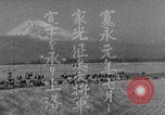 Standbild Shinto-Pilger Japan, 1937, aus Sekunde 16 historischem Filmmaterial Videoclip 65675080583