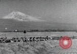 Standbild Shinto-Pilger Japan, 1937, aus Sekunde 23 historischem Filmmaterial Videoclip 65675080583
