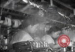 Standbild Japanische Textilarbeiterinnen Japan, 1937, aus Sekunde 5 historischem Filmmaterial Videoclip 65675080584