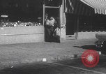 Standbild Einbruchversuch United States USA, 1959, aus Sekunde 8 historischem Filmmaterial Videoclip 65675080591