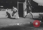 Standbild Einbruchversuch United States USA, 1959, aus Sekunde 12 historischem Filmmaterial Videoclip 65675080591
