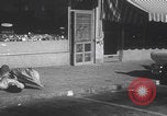 Standbild Einbruchversuch United States USA, 1959, aus Sekunde 18 historischem Filmmaterial Videoclip 65675080591