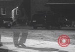 Standbild Einbruchversuch United States USA, 1959, aus Sekunde 34 historischem Filmmaterial Videoclip 65675080591