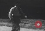 Standbild Einbruchversuch United States USA, 1959, aus Sekunde 36 historischem Filmmaterial Videoclip 65675080591