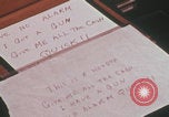 Immagine di Esaminatore di documenti di laboratorio dell'FBI Quantico Virginia USA, 1967, secondo 10 filmato di repertorio 65675080601