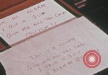 Immagine di Esaminatore di documenti di laboratorio dell'FBI Quantico Virginia USA, 1967, secondo 12 filmato di repertorio 65675080601