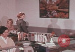 Image Travail d'examinateur de laboratoire du FBI United States USA, 1967, de la seconde 3 séquences d'archives historiques vidéo 65675080602