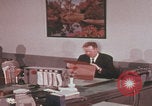 Image Travail d'examinateur de laboratoire du FBI United States USA, 1967, de la seconde 7 séquences d'archives historiques vidéo 65675080602