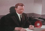 Image Travail d'examinateur de laboratoire du FBI United States USA, 1967, de la seconde 14 séquences d'archives historiques vidéo 65675080602