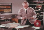 Image Travail d'examinateur de laboratoire du FBI United States USA, 1967, de la seconde 51 séquences d'archives historiques vidéo 65675080602